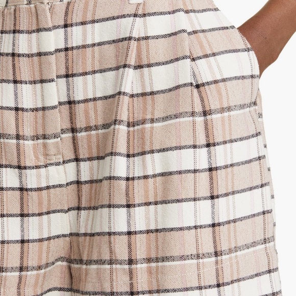 Treasure & Bond Plaid Pleated Cotton Blend Women's Shorts - Picture 4 of 5